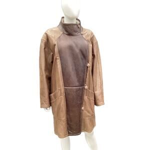 Vintage Women’s Leather Coat Size L/ XL Brown Buttons Pockets